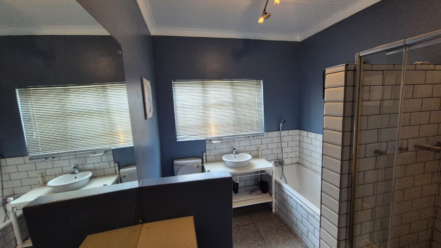 4 Bedroom Property for Sale in Bergsig Eastern Cape